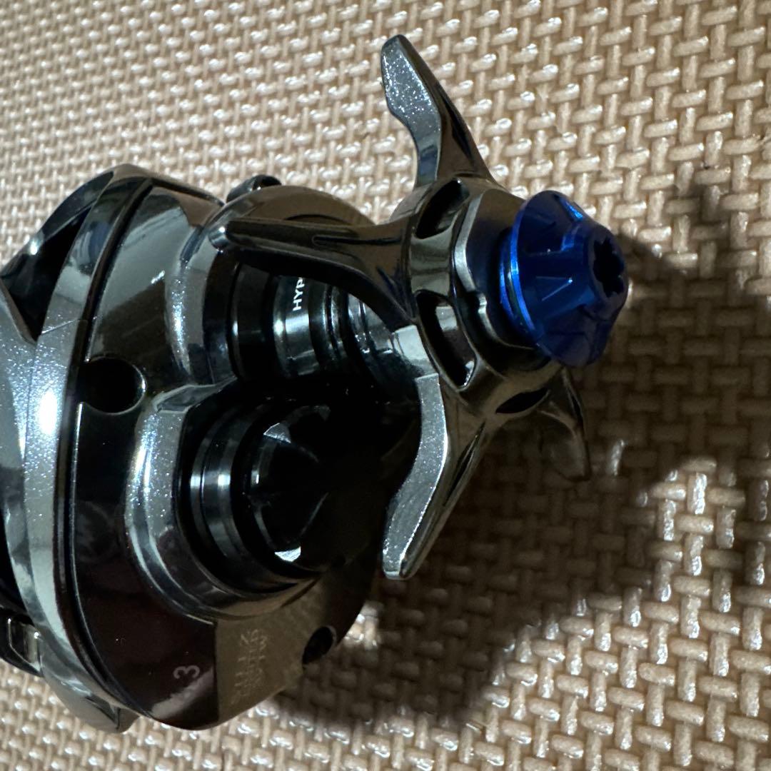 美品　ダイワ　スティーズリミテッド　SVTW 1000 リブレハンドル