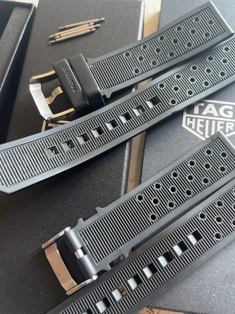 タグホイヤー フォーミュラ1 43mm ラバーバンド BK 2本セットジャンク