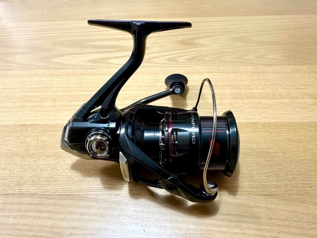 シマノ　24ヴァンフォード2500SHG