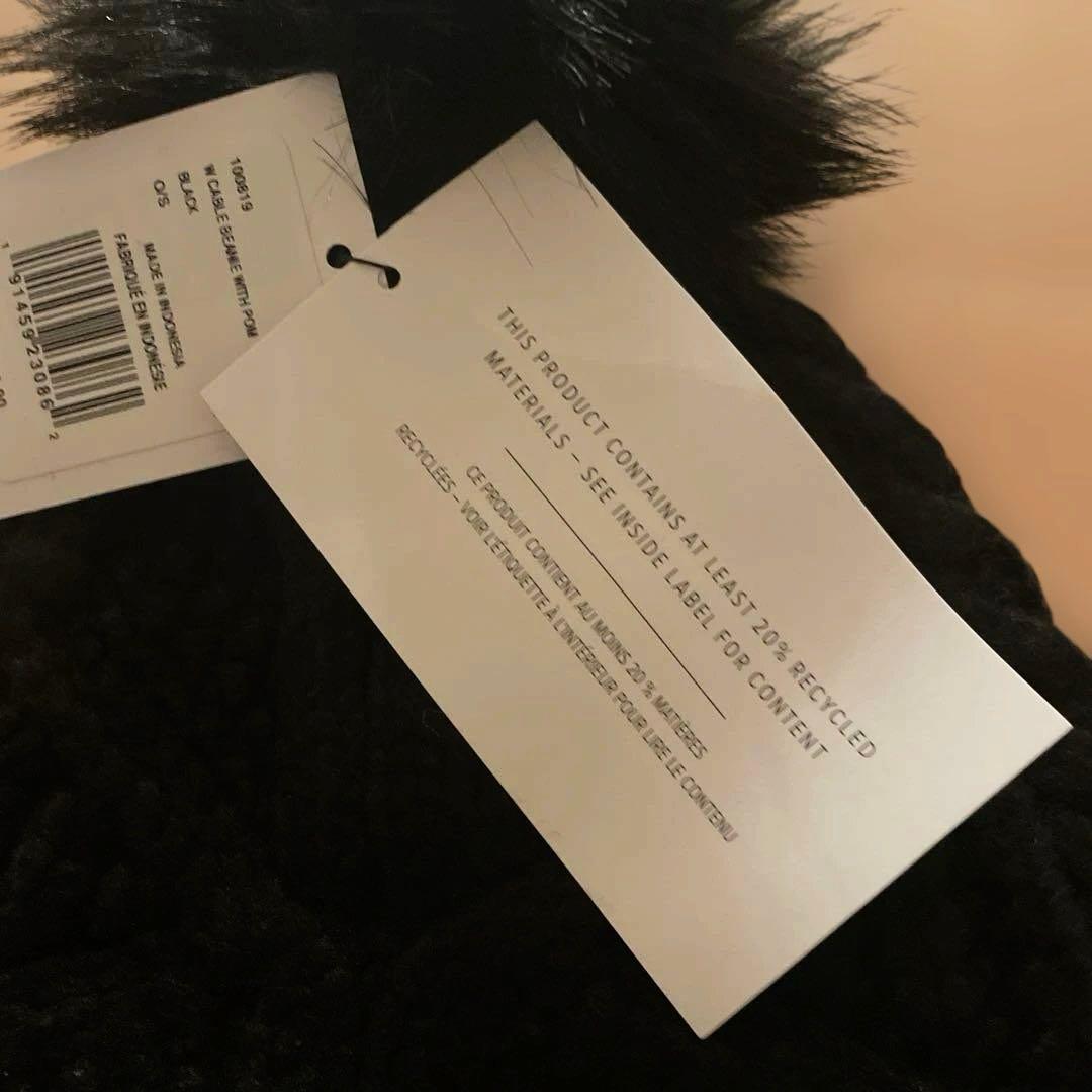 お値下げ　新品　UGG ニット帽　未着用品
