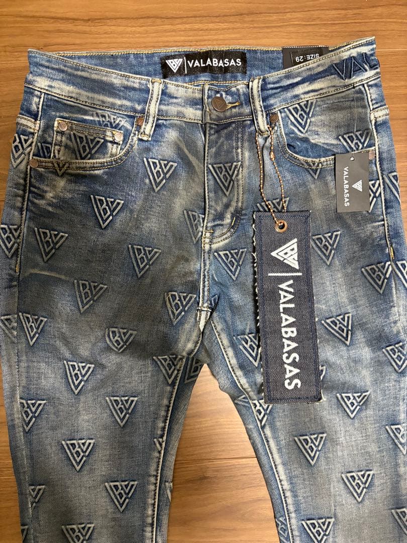 【新品】 VALABASAS スキニーフレア サイズ29 ダークブルー
