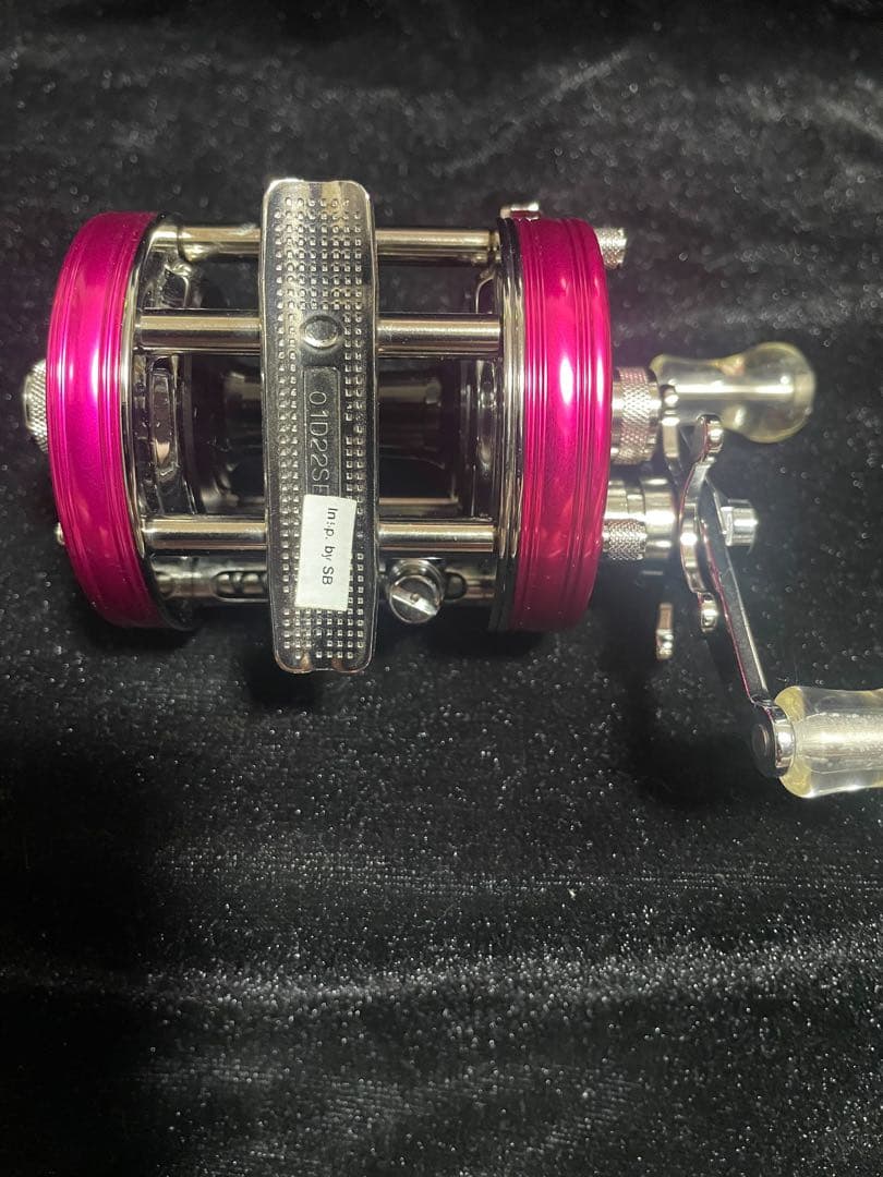 Abu Garcia Ambassadeur Rocket 6500CS ピンク