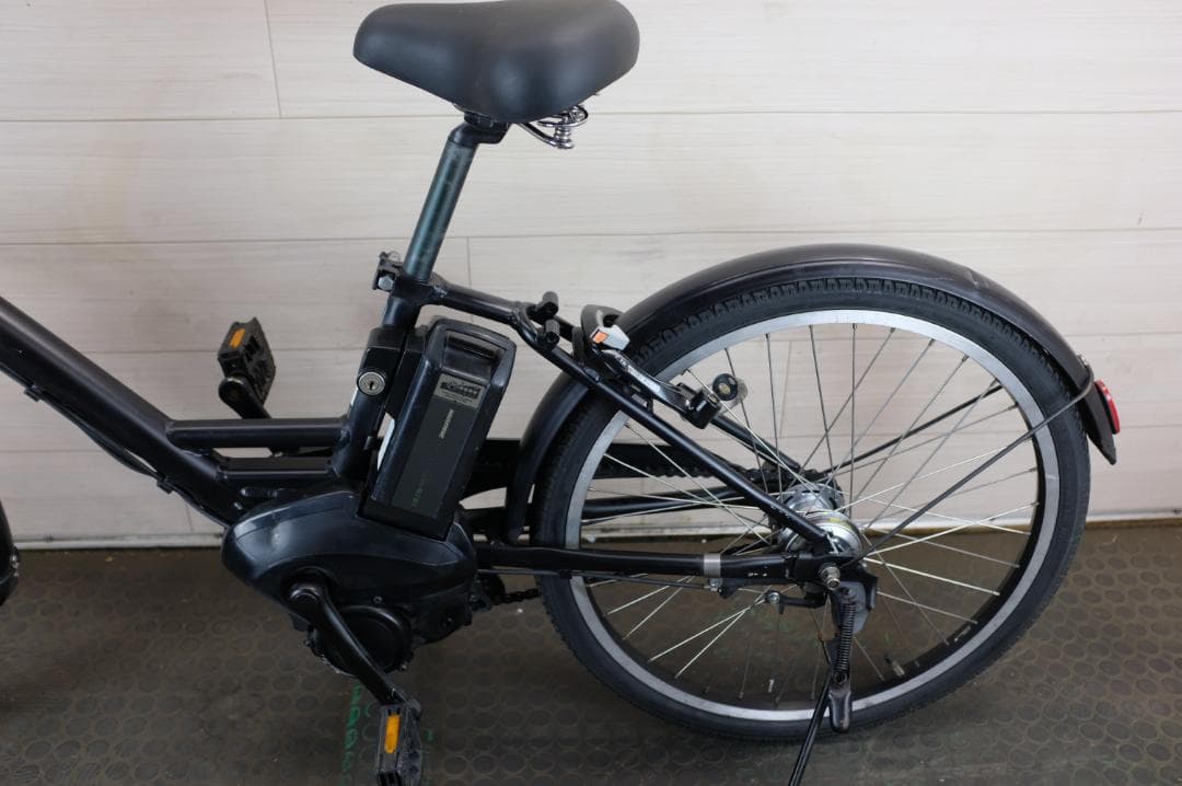 電動自転車BS アシスタUNI 24インチ3段　8.7Ah（4点灯）充電器あり
