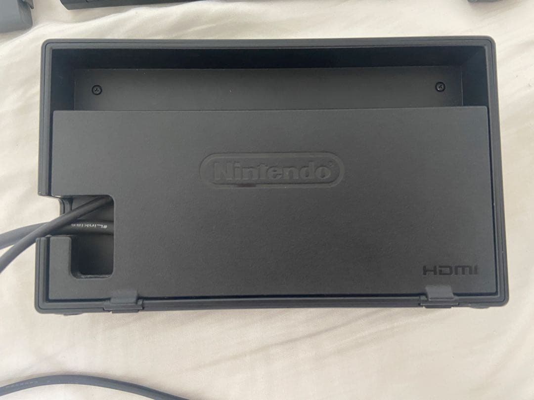 Nintendo Switch 本体＋プロコン、追加Joy-Con付き