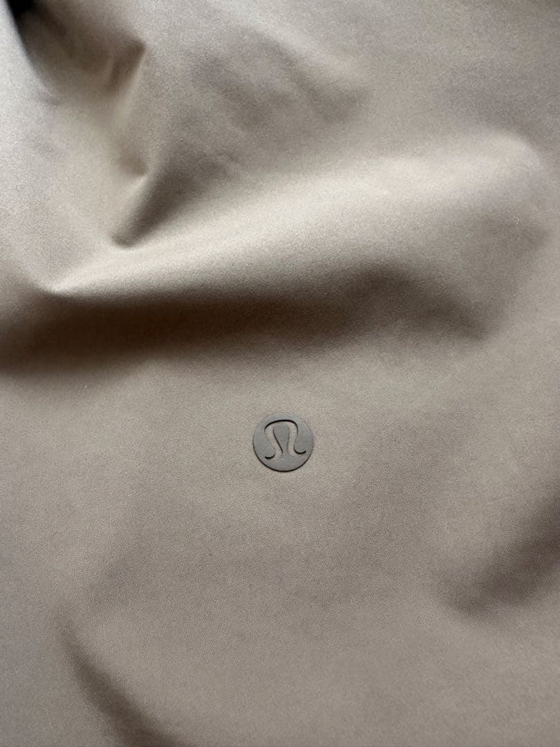 【lululemon】 Rain Rabel サイズ4