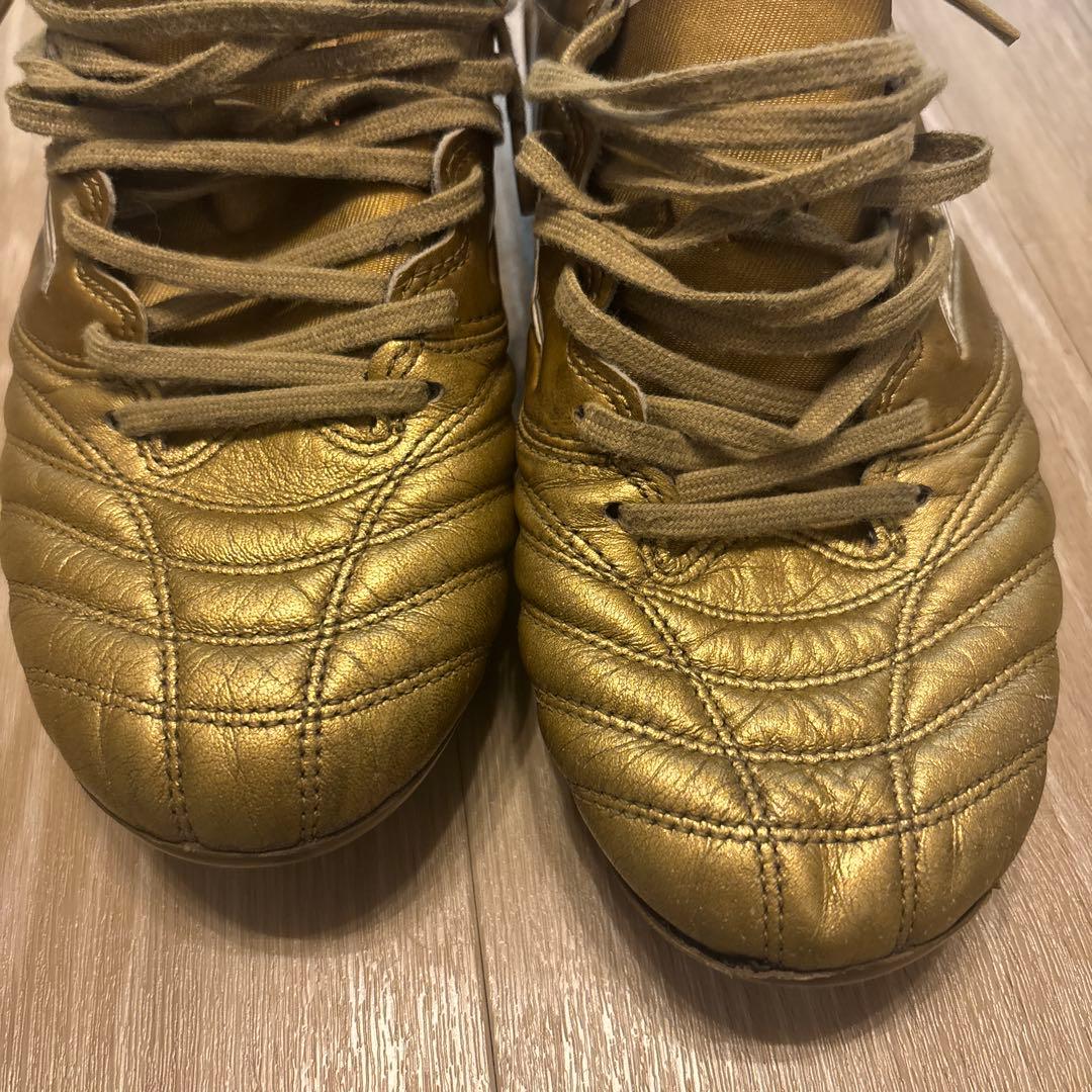 Mizuno モレリアNEO ゴールド