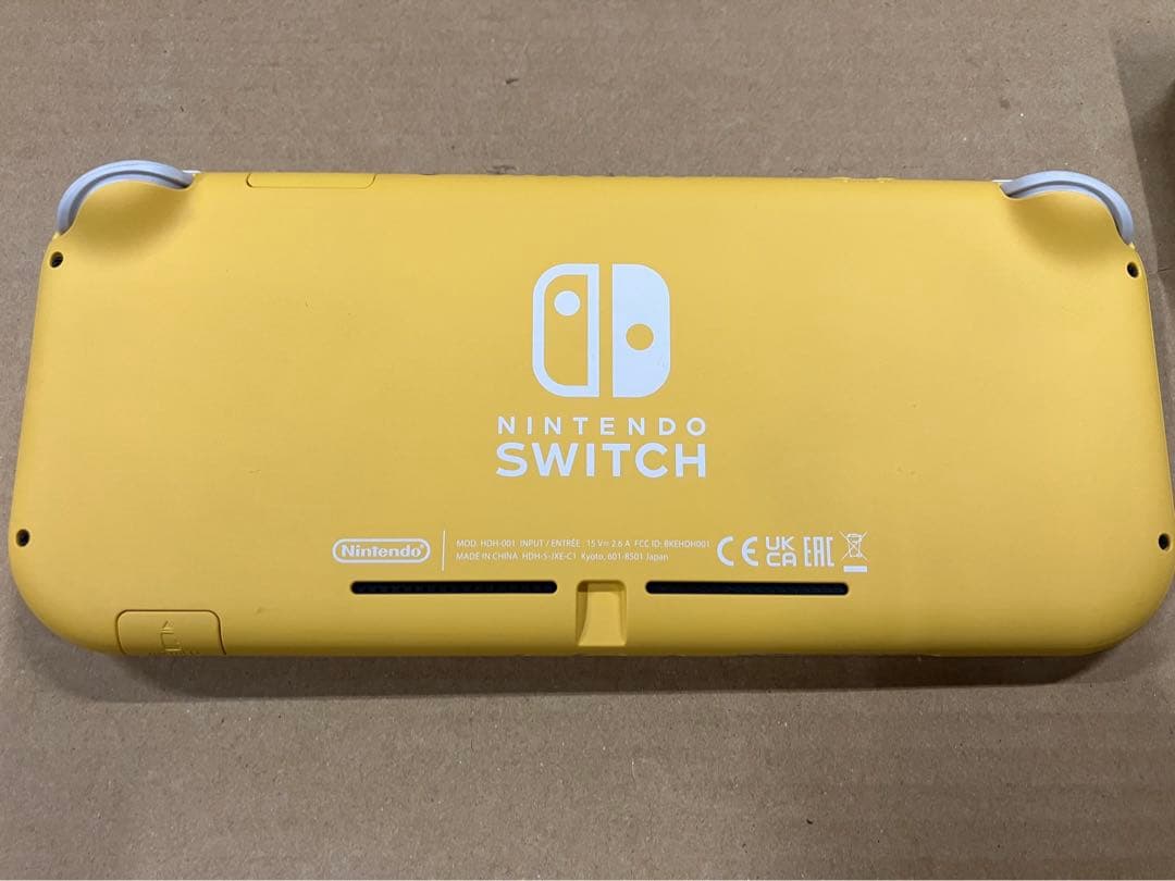 Nintendo Switch Lite yellow ニンテンドー