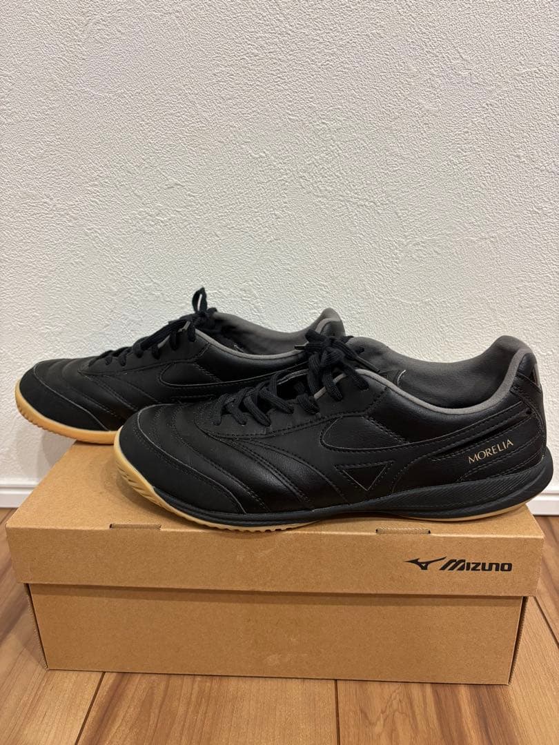 MIZUNO MORELIA フットサルシューズ