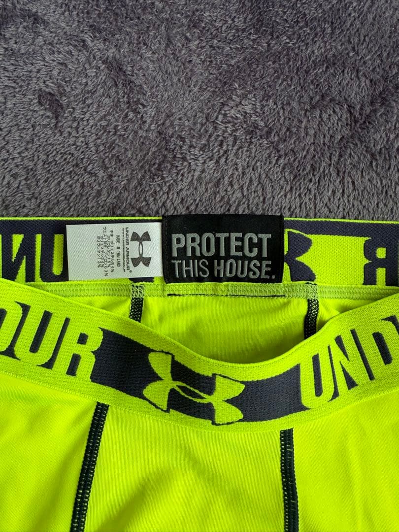 UNDER ARMOUR 蛍光イエロー インナータイツ