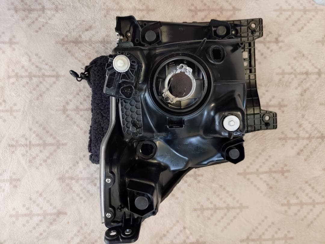 スズキ/ワゴンR　MH85S　純正右ヘッドライトユニット