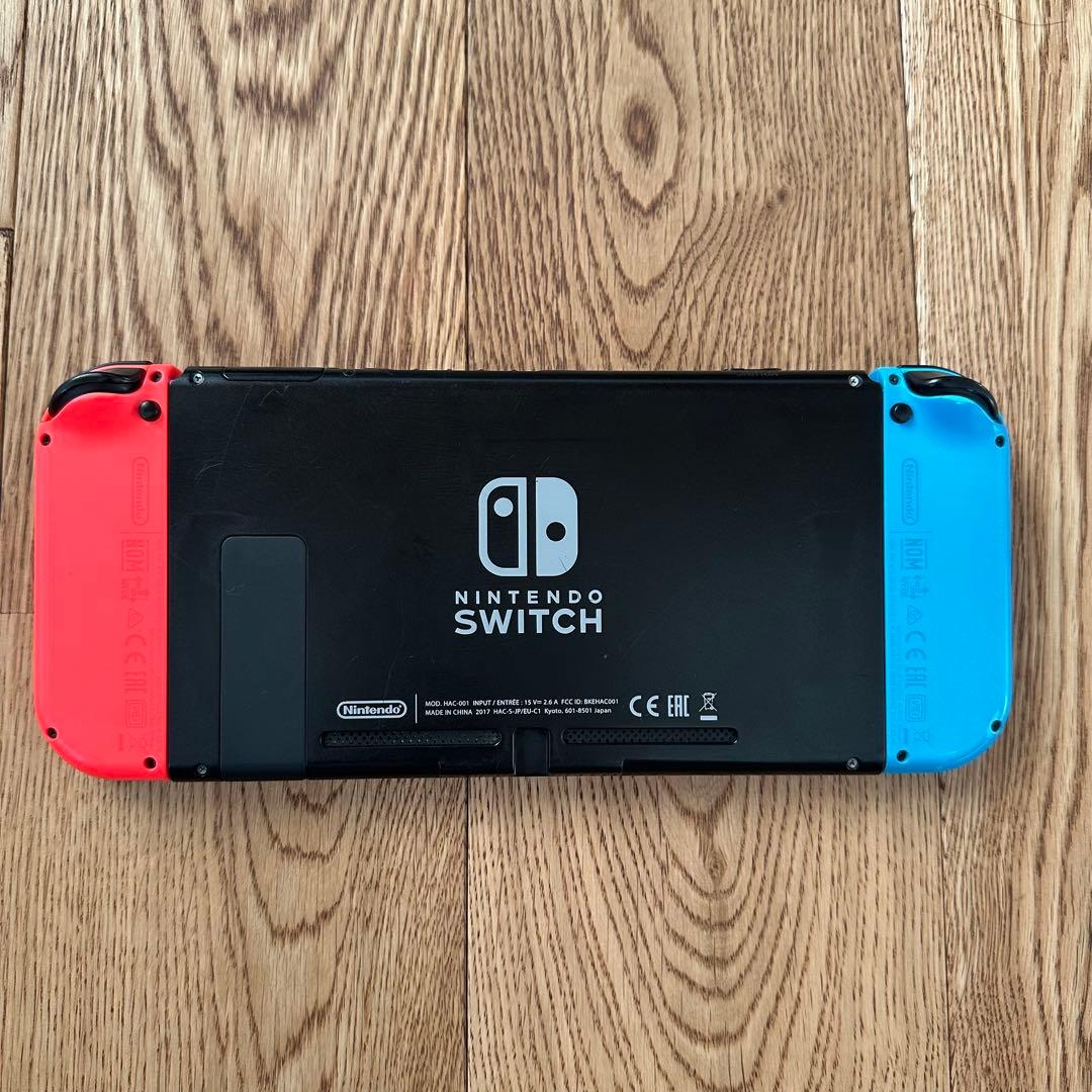 任天堂スイッチ 本体 通常モデル 動作確認済 ドック2台 LANアダプタ付