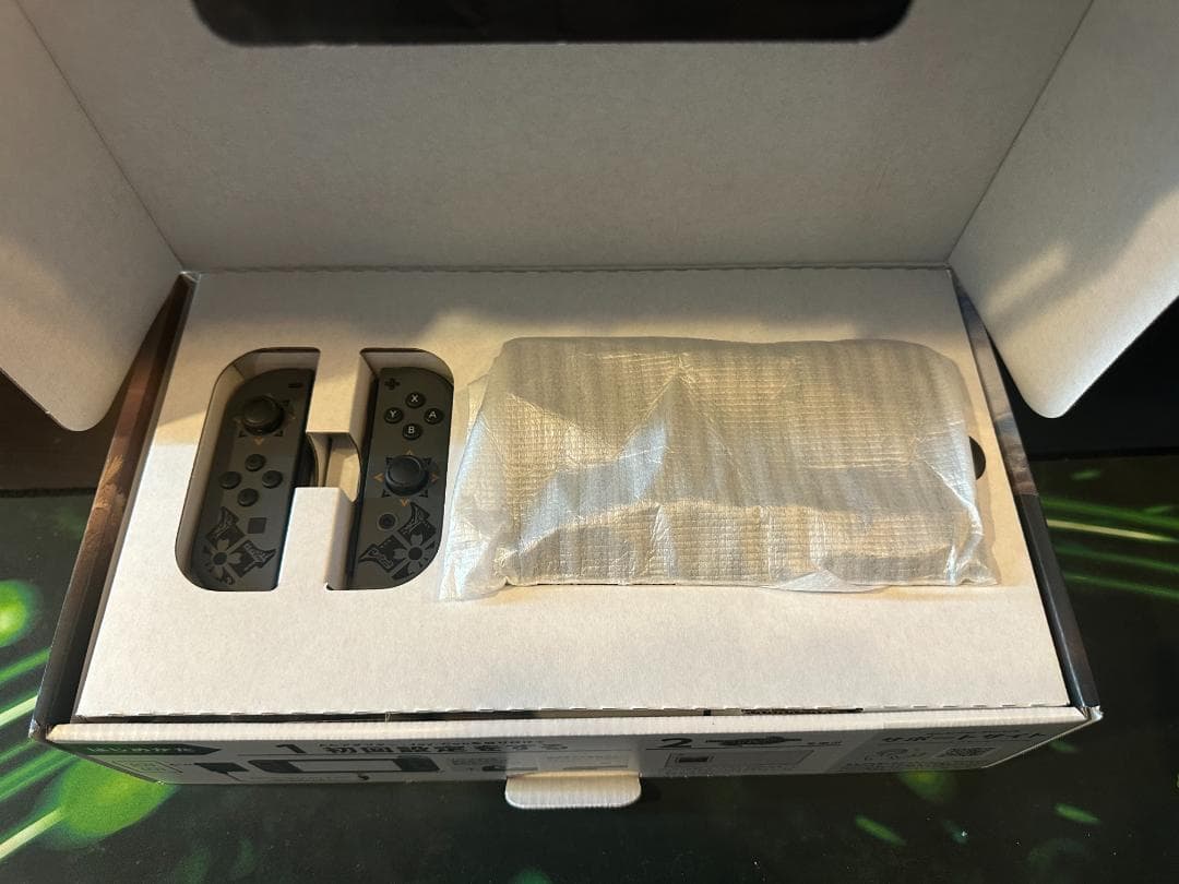 モンスターハンターライズ Nintendo Switch 本体 完品