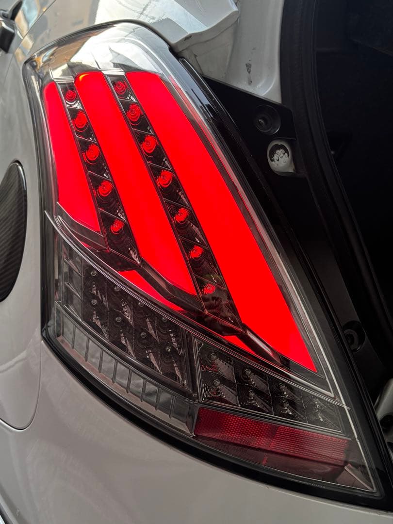 78ワークス ZC32S 流れるウインカー LEDテールライト 変換ハーネス付き