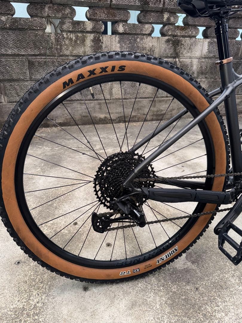 TREK MARLIN 8 GEN 3 引き取り限定