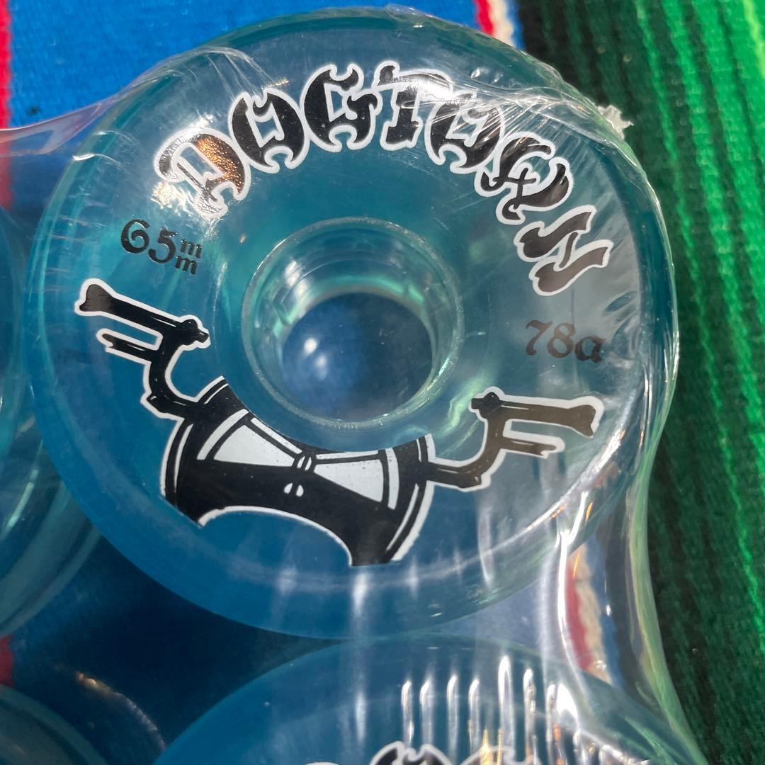 DOG TOWNウィール 65mm 78Aストリートクルーザーサーフスケート