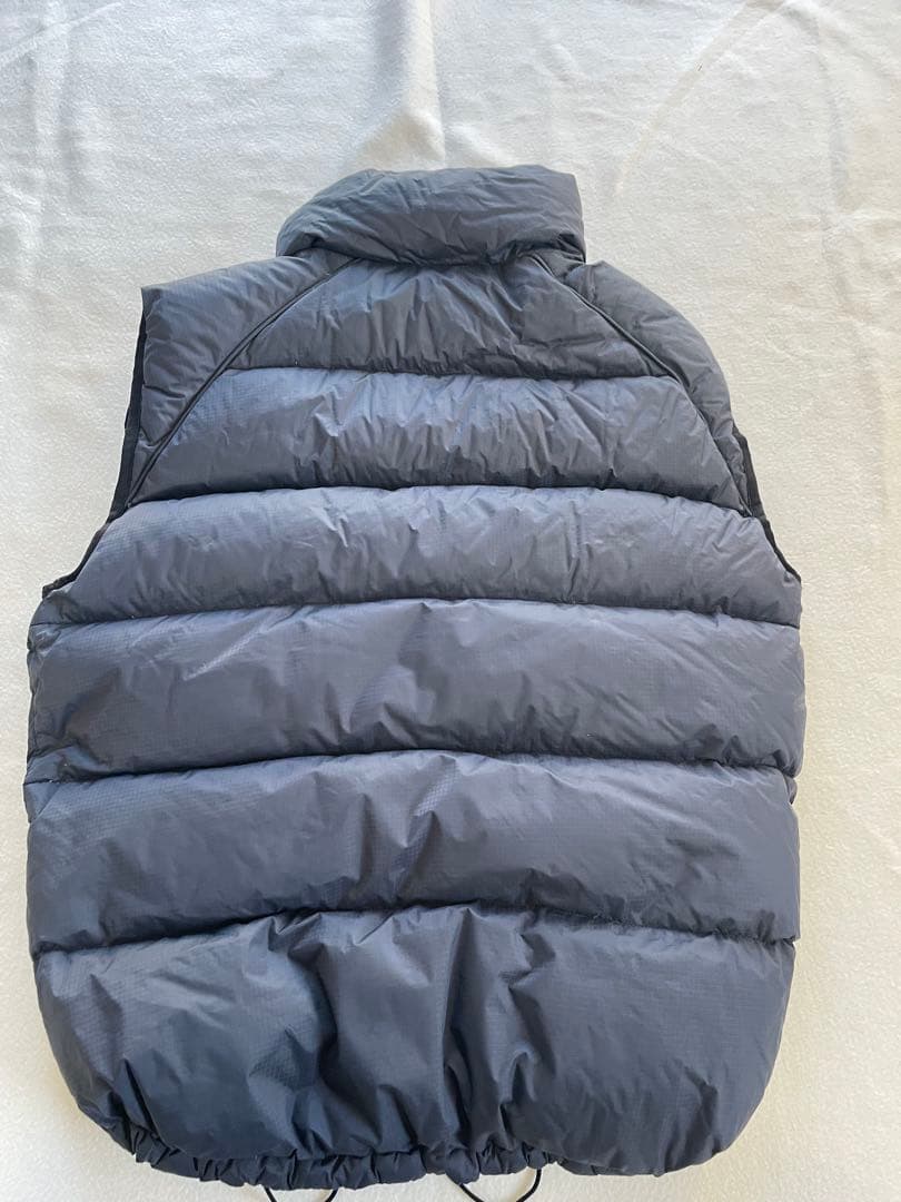 90s Oakley 赤タグ　archive ダウンベスト　y2k
