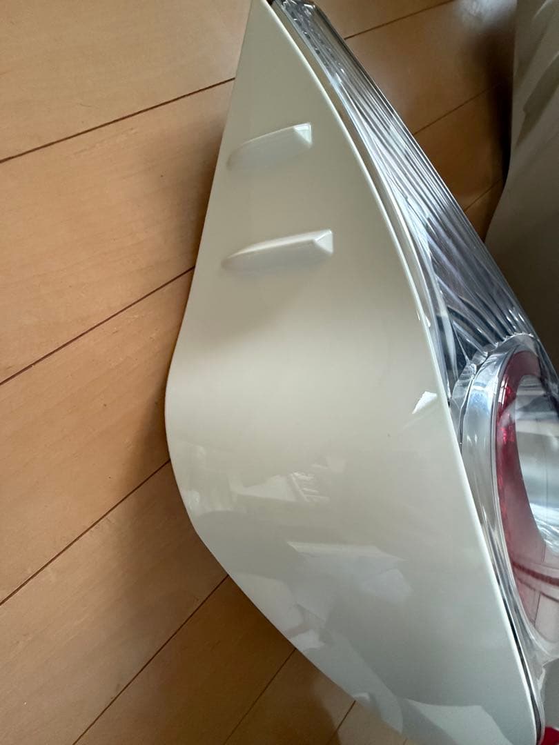 タ*ン様 NHP10 アクア テールランプ純正 左右セット