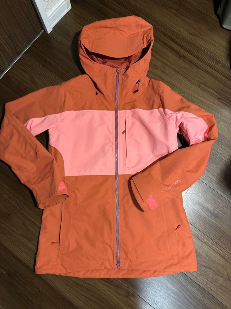 【タグ付属】Burton ak Women's 上下ウェアセット Sサイズ