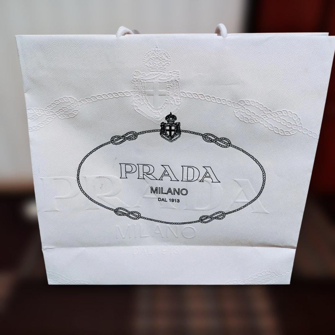 PRADA LOUIS VUITTON ギフトボックス 5箱 2袋