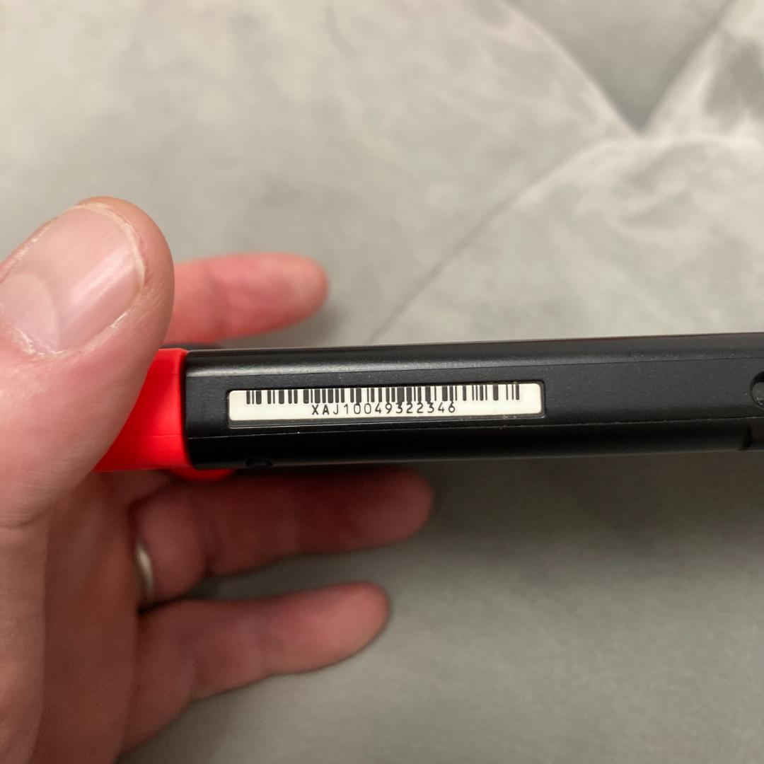 【美品】Nintendo Switch ネオンレッド・ネオンブルー【ケース付き】