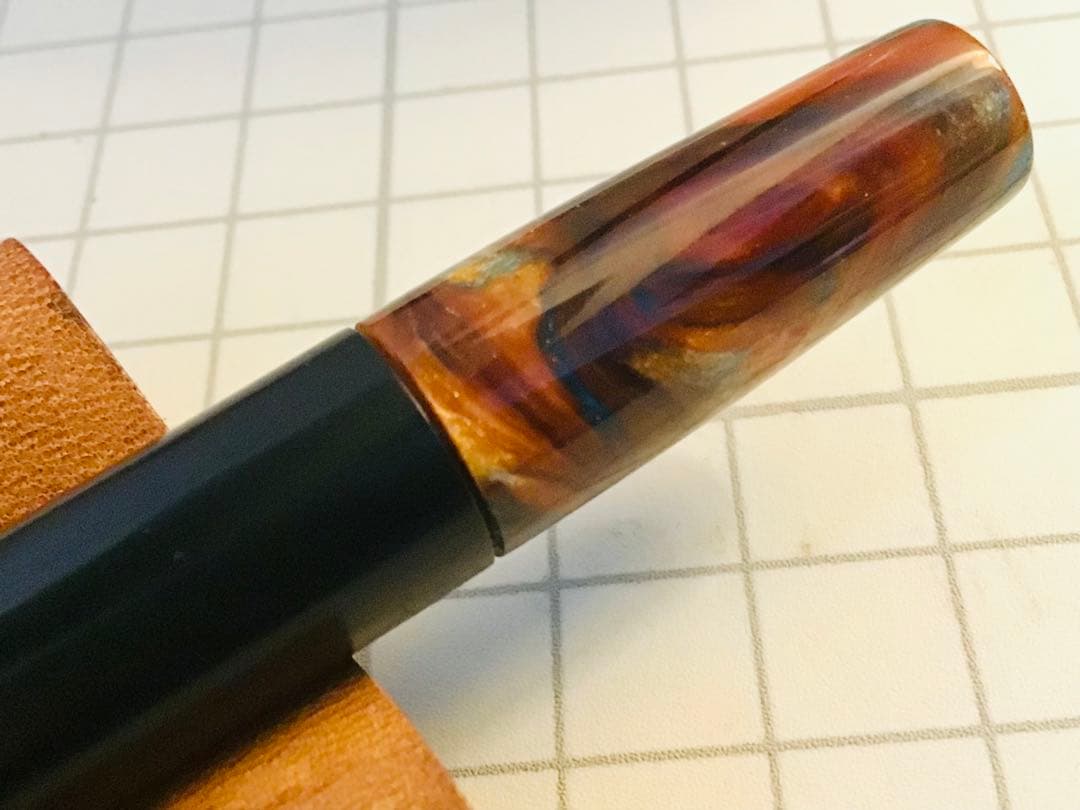 綴り屋　ボールペン　月灯　レジン