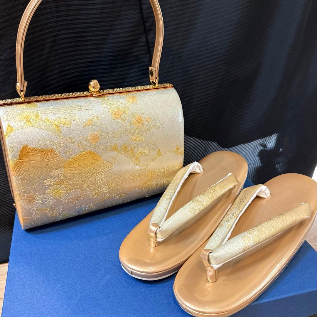 未使用品　草履　和装バッグ　2点セット　着物　浴衣　和装　金　豪華　風景柄