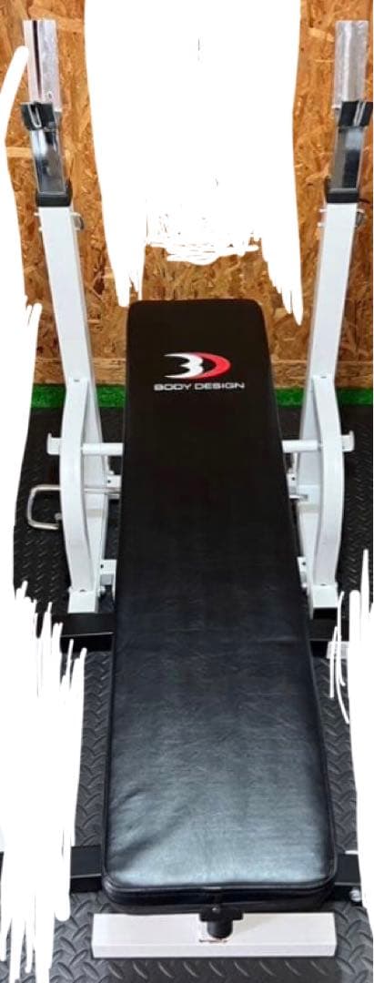 BODY DESIGNハイパープレスベンチとBODYMAKERセーフティスタンド