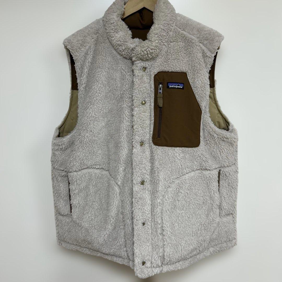 Patagoniaリバーシブル ダウンベスト