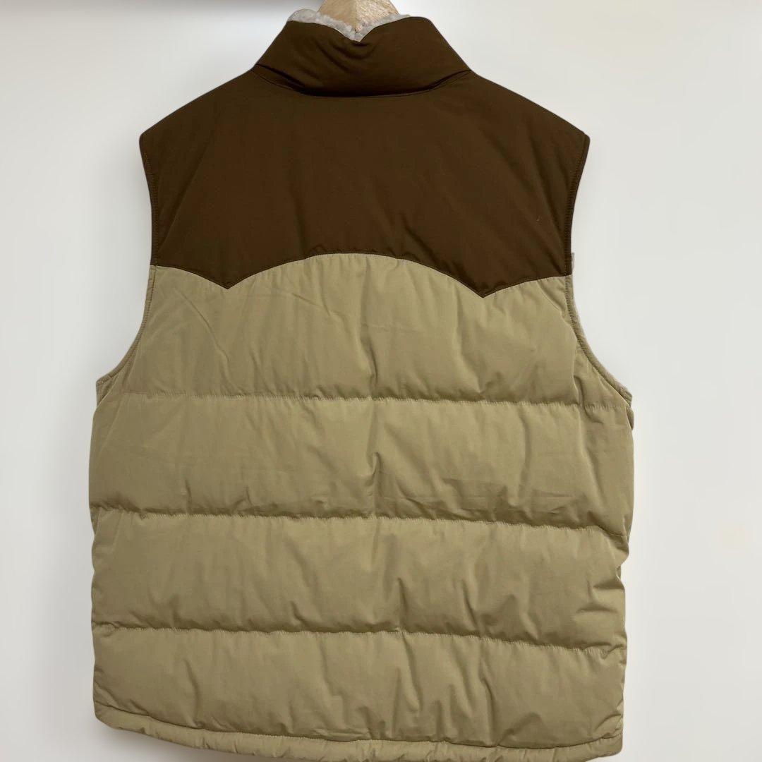 Patagoniaリバーシブル ダウンベスト