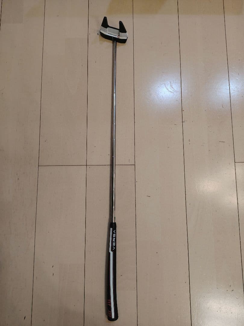 オデッセイ VERSA 7CS パター