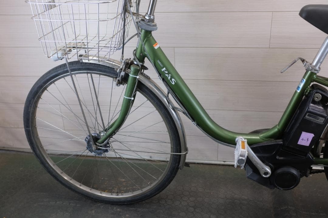 電動自転車 ヤマハ　PAS　26インチ　3段　8.1Ah 充電器あり