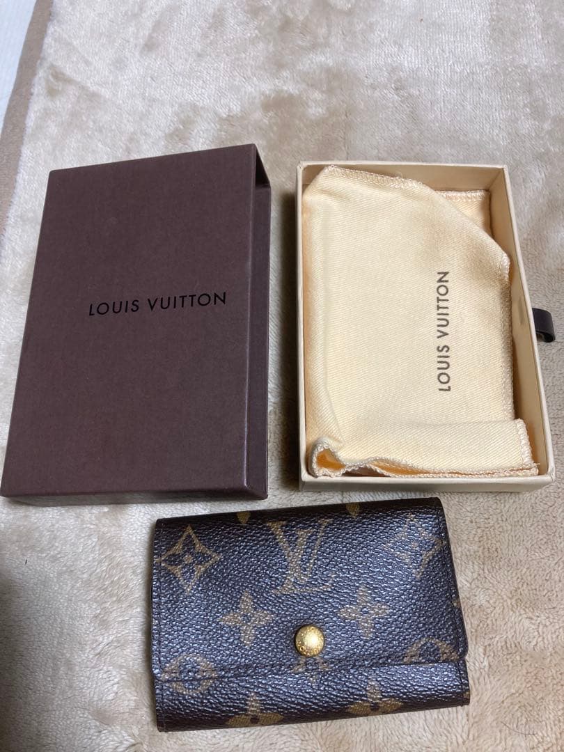 LOUIS VUITTON ルイヴィトン　ミュルティクレ6 正規品　中古品