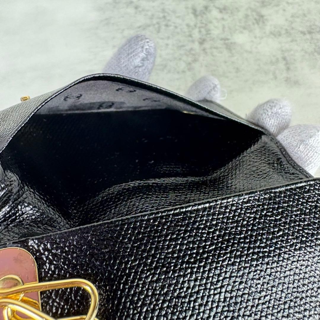 CHANEL シャネル　キーケース　キャビアスキン　ココボタン