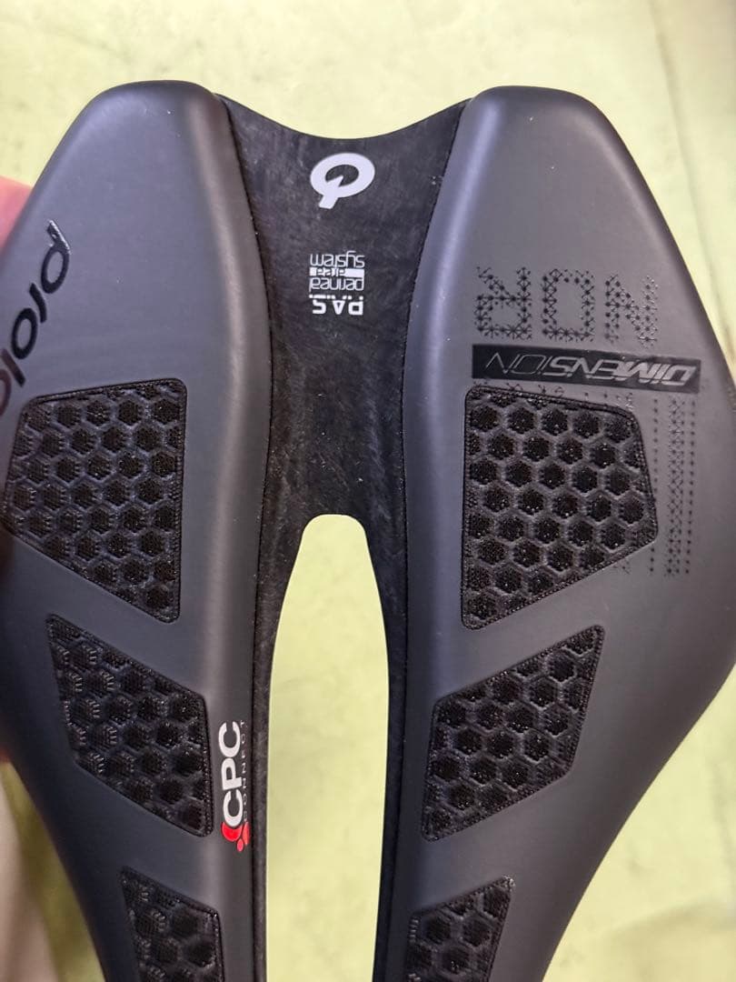prologo DIMENSION NDR サドル