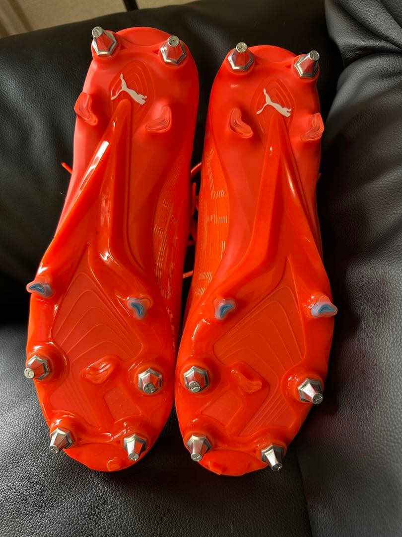 Puma サッカースパイク　ウルトラ取り替え式　28cm