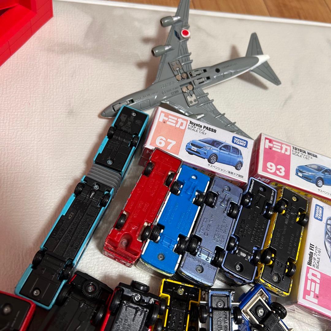 トミカセット 54台付き　40th記念ケース付き