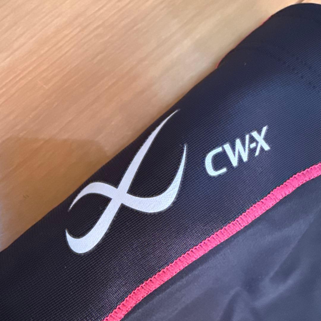 新品❗️ワコールcw-x アンダーパンツ　テニススパッツ　CWーXレギンス