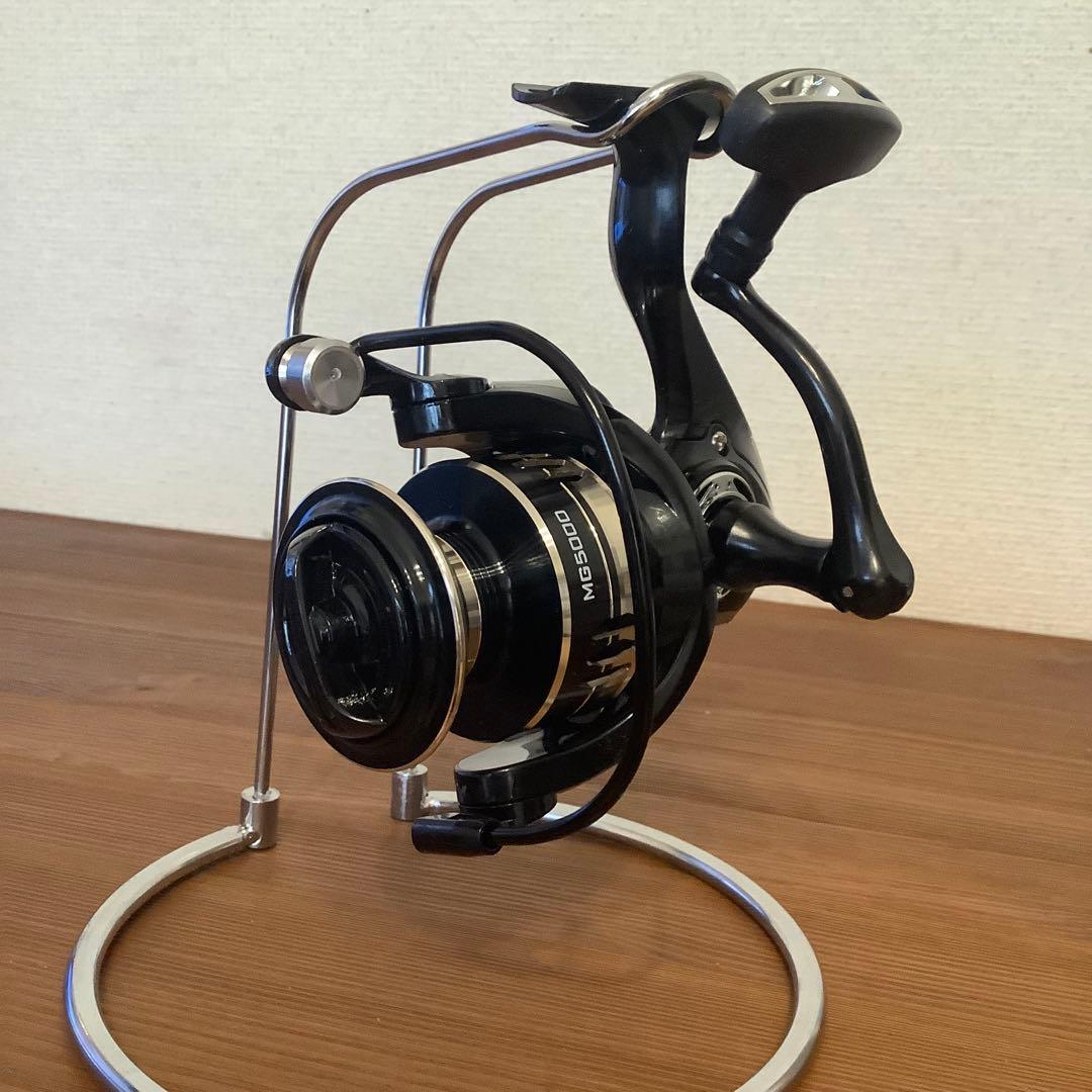 ショアジギ　シーバス　4ピース8ftスピニングロッド&スピニングリール5000番