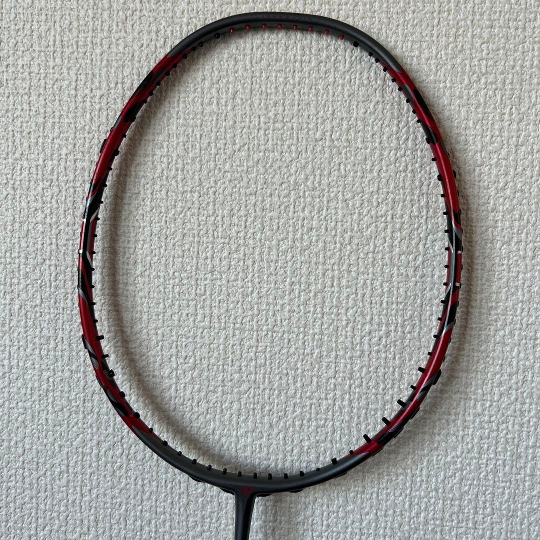 早い者勝ち バドミントンラケットアークセイバー11プロ