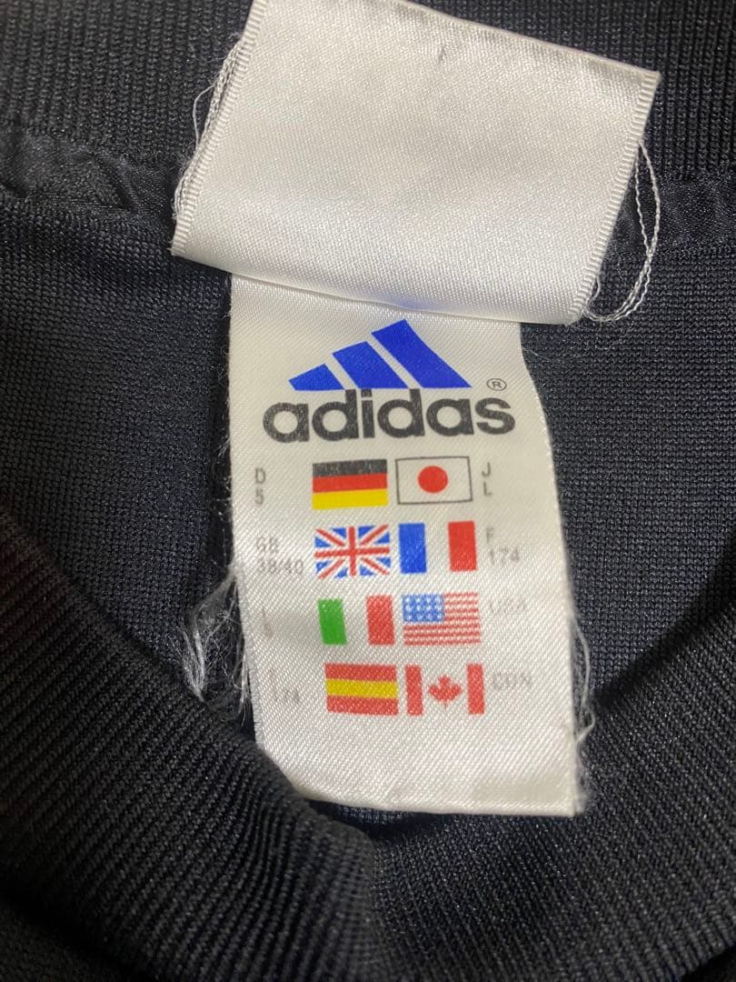 adidas ACミラン スウェット