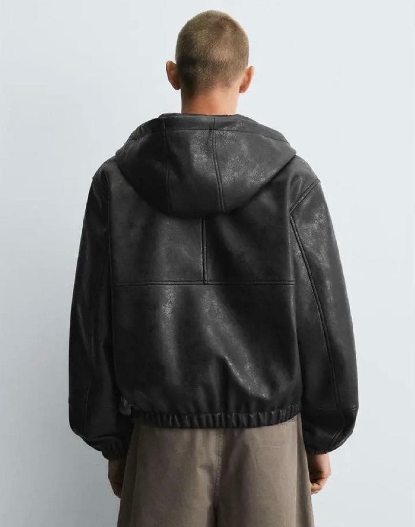 ZARAザラフェイクレザーフーデッドジップアップパーカー　ブルゾン　Lサイズ
