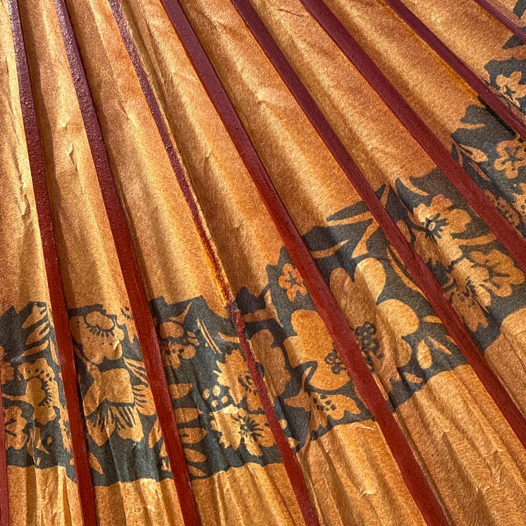 舞踊傘 金色と青色の花柄 90cm