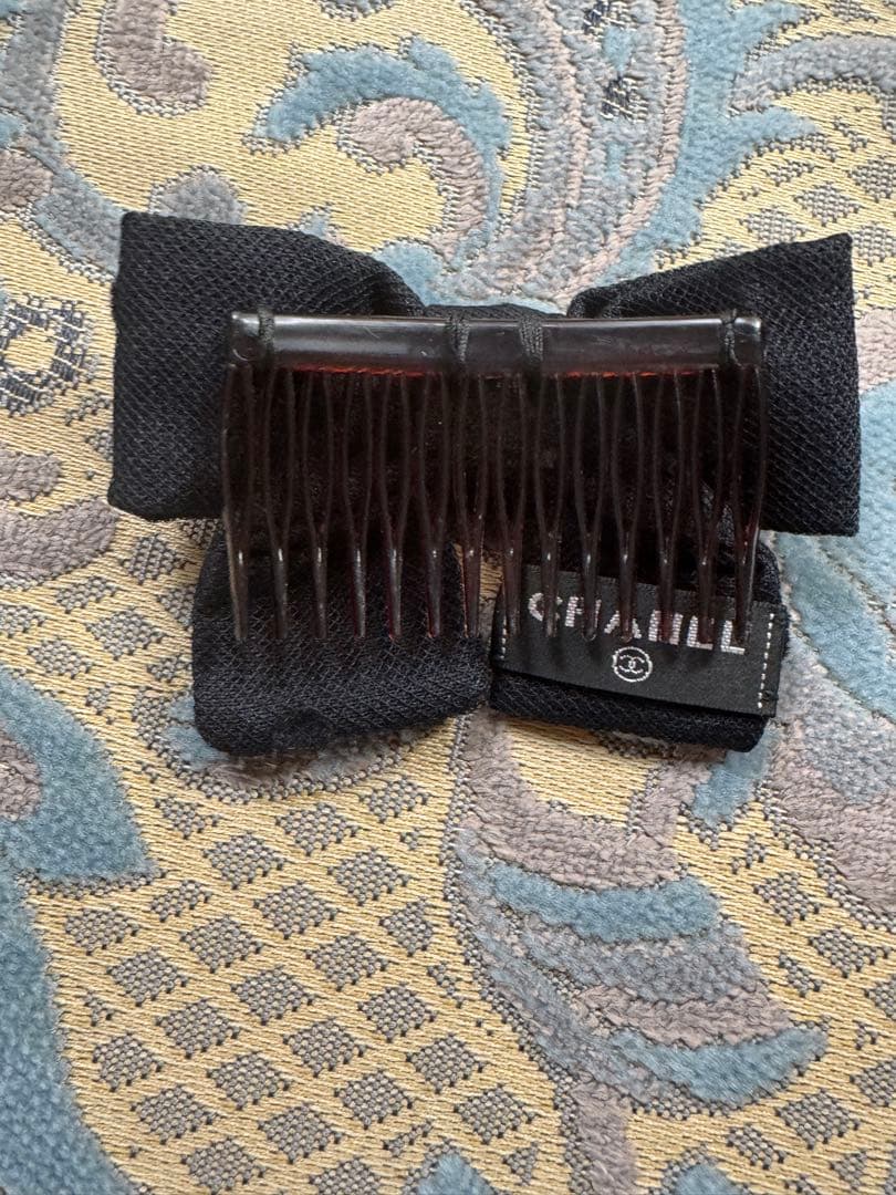 CHANEL 黒 リボンヘアピン 約11cm x 7cm