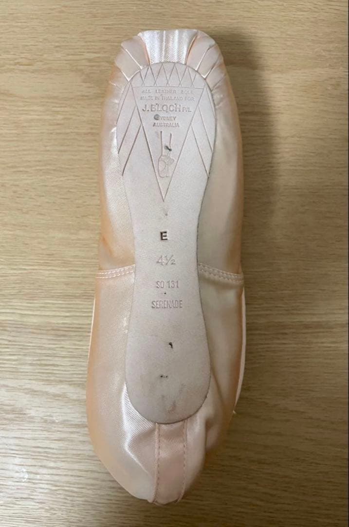 ❤️新品❤️BLOCH セレナーデ　4.5 E:特幅広