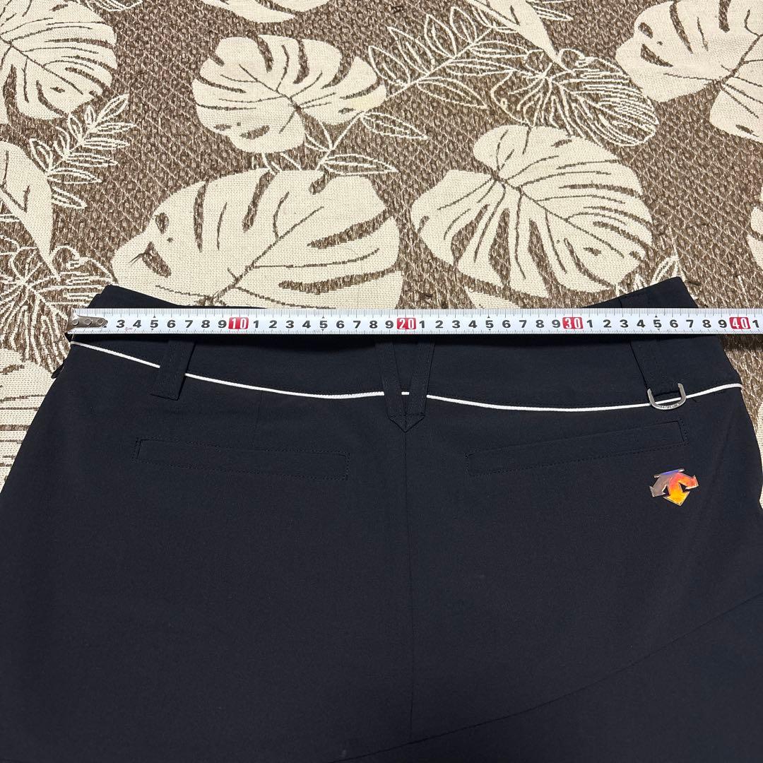【デサントゴルフ】LUXEコレクション　裾ロゴ変形フレアスカート　インナー付　M