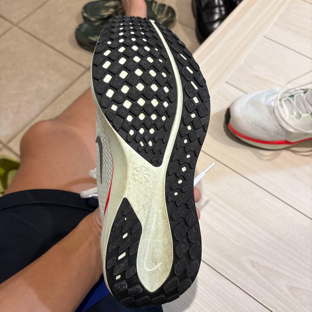 Nike ランニングシューズ ホワイト/レッド Air zoomペガサス41