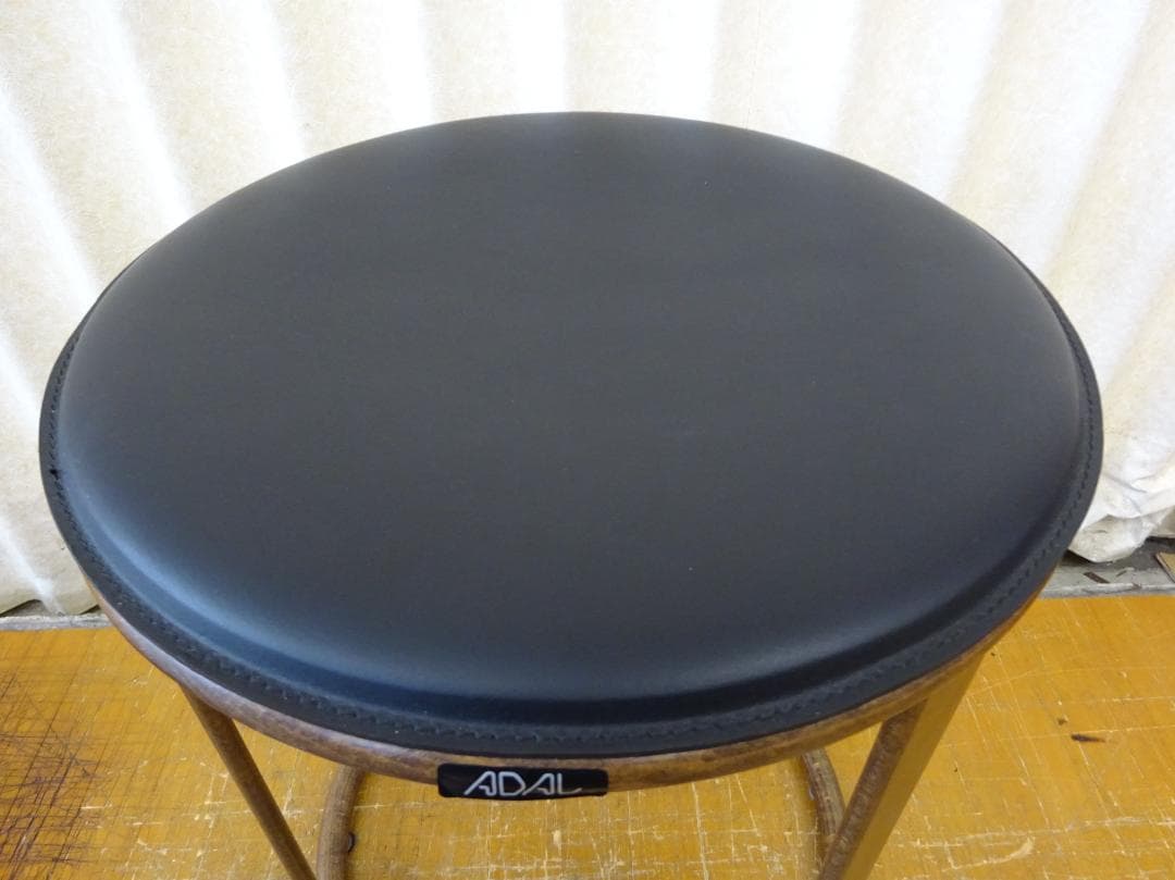 ADAL/アダル　軽量　スツール　木製　丸椅子　ラウンドスツール　美品　②