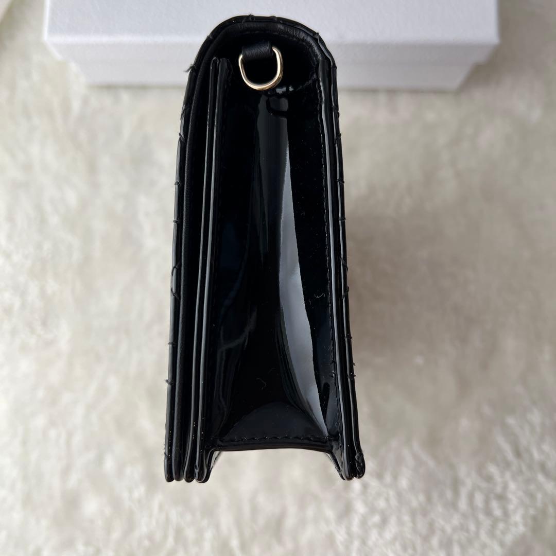 Lady Dior チェーンウォレット　カナージュ バッグ
