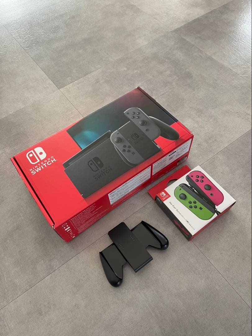 Nintendo Switch 本体 + ジョイコン2個＋おまけ