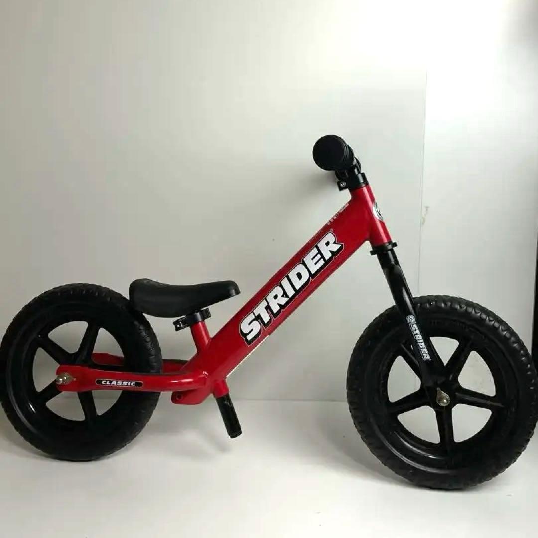 ストライダー クラシック レッド 12インチ 日本正規品 キックバイク　シンプル